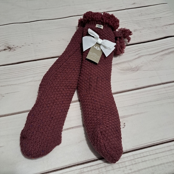 UGG Burgundy Knit Socks with Bow - Picture 1 of 5